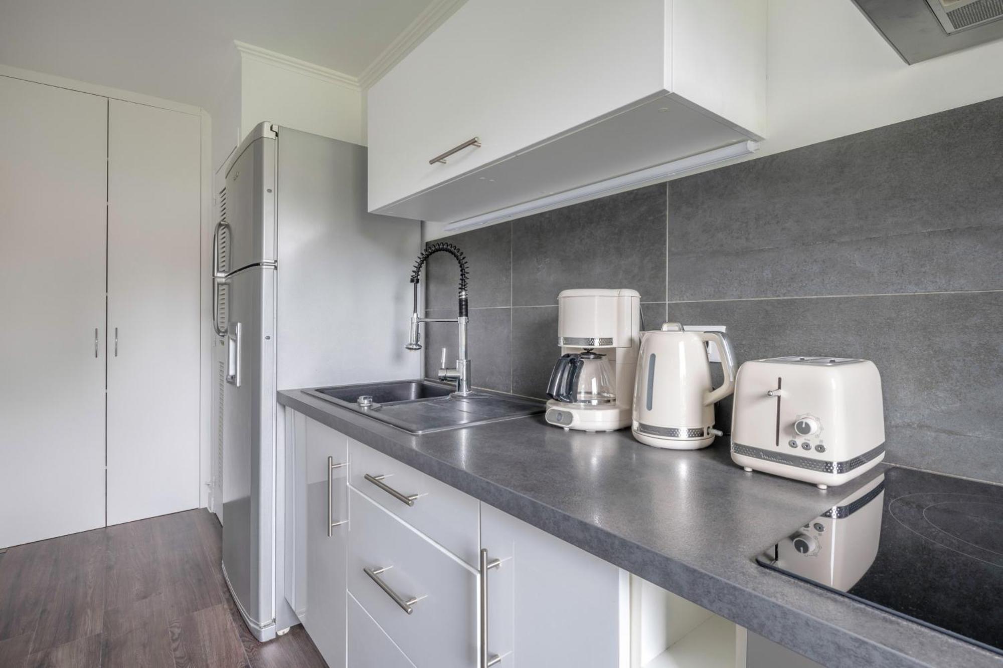 Appartement Pour 4 - Centre - 500m De La
